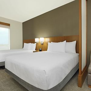 Queen Room Two Queen Beds Sofa Bed High Floor